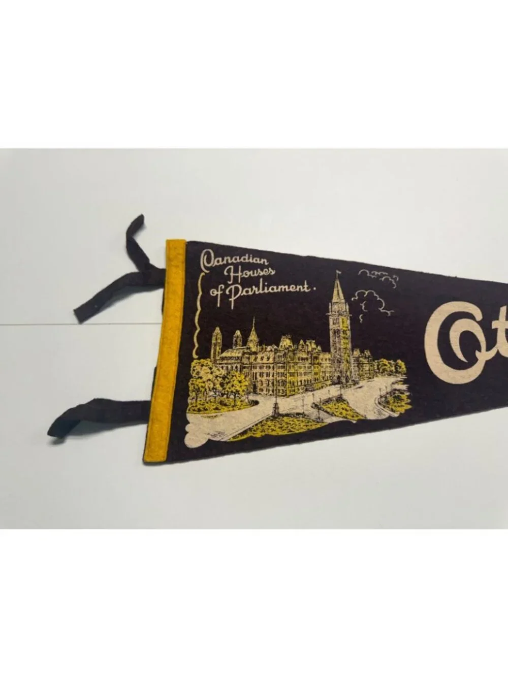Vtg 1930-40’s Felt Pennant Canadian House of Parliament Ottawa